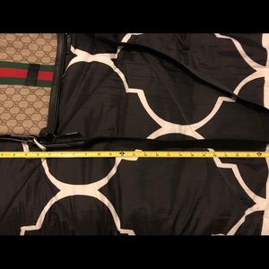 More photos GG supreme messenger